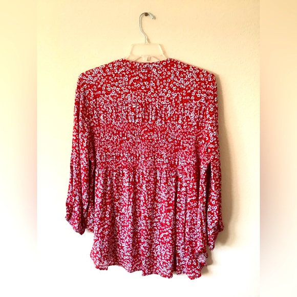 New Floral prints Tops Gorgeous - Picture 2 of 6